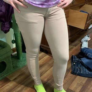 American Eagle light pink skinny jeans